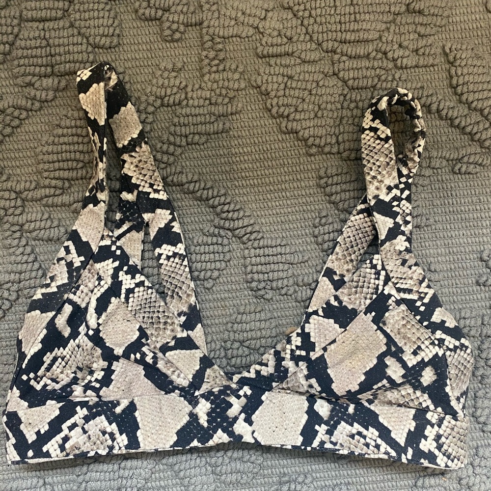 Indah body snake skin top